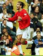 Van Nistelrooy celebrates the United equaliser.