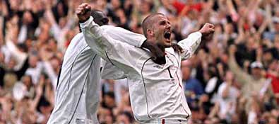 Beckham sends England to World Cup 2002.